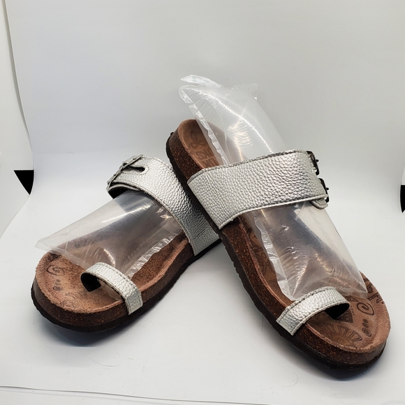 Muk Luks Silver Sandals - Picture 1 of 3
